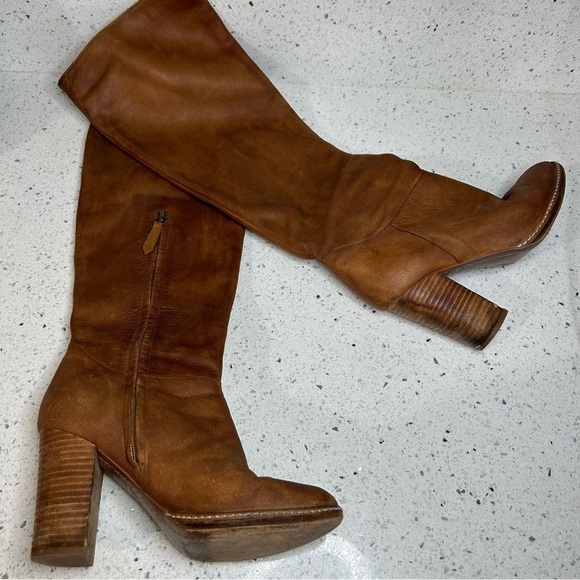 Linea Paolo Suede Knee High Block Heel Boots​​​ - Picture 2 of 12